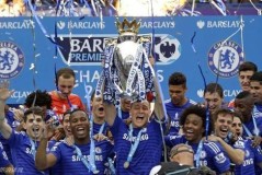 曼联旧将送点，萨拉赫点射绝杀！利物浦1-0升班马，4连胜宣战马竞