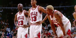 约基奇42+22创纪录，掘金主场逆转雷霆，季后赛开赛即迎历史之夜